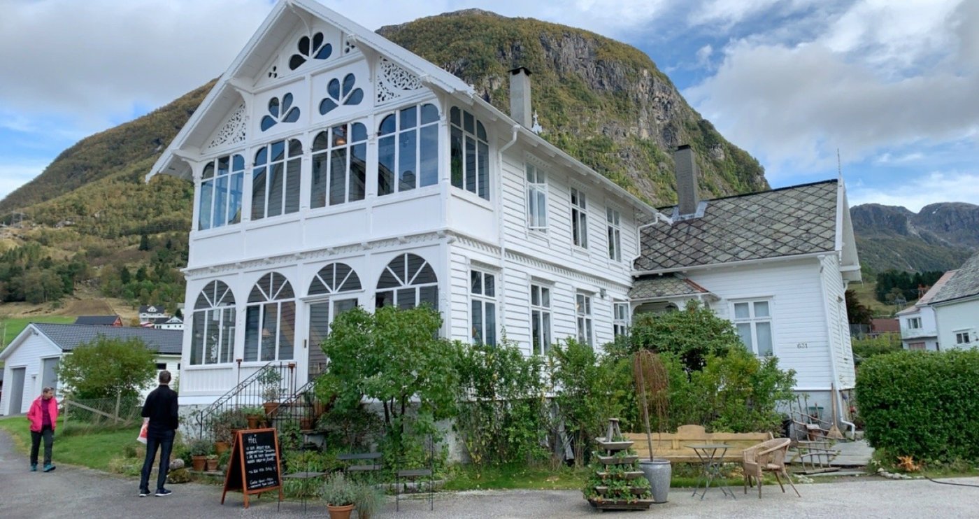 HARDANGER FJORD LODGE (Bondhus, Noruega): opiniones y fotos del refugio ...