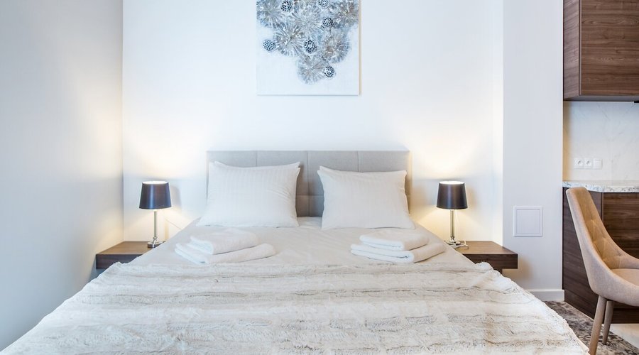 Studio Suite - king size bed.