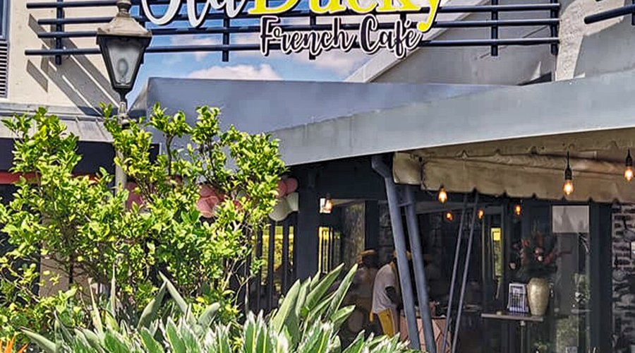 Exterior entrance at Pineslopes Shopping Centre in Fourways (next to Nikos)