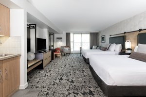 Room & Suite