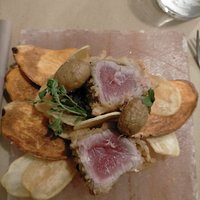 Tonno in tempura con chips