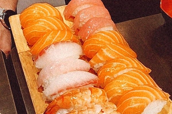 Japans nationalrätt: historien om sushi