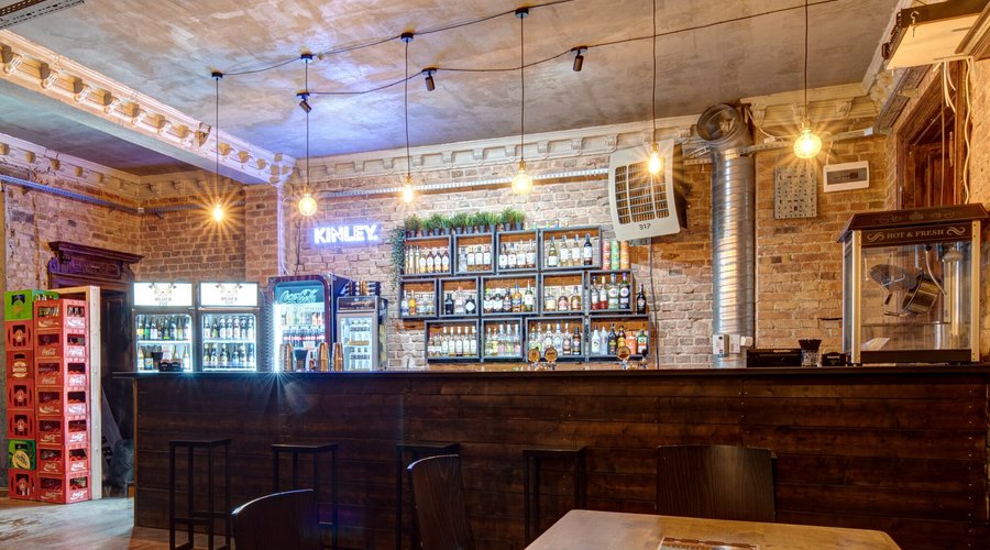 Główny bar.