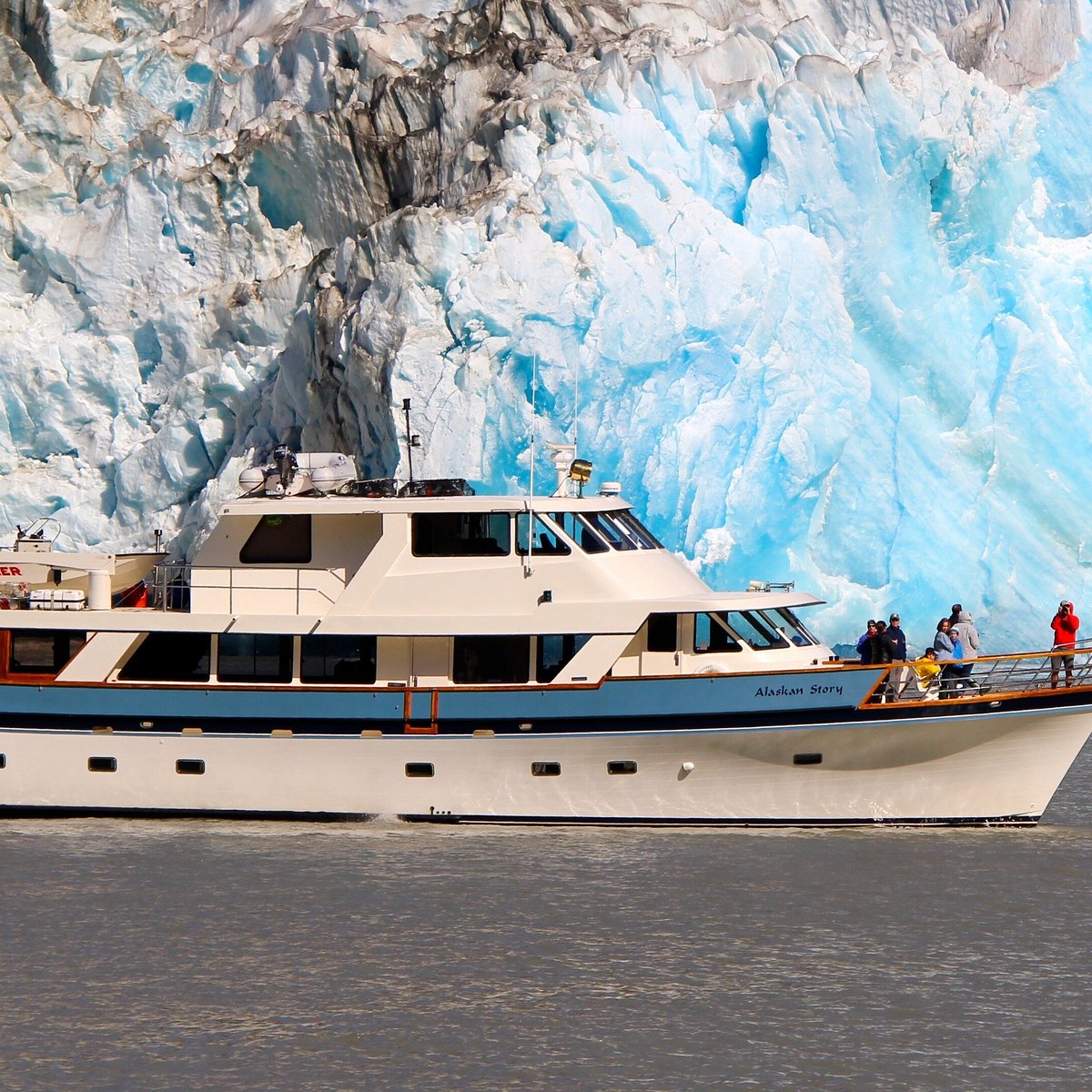 crewed yacht charters alaska