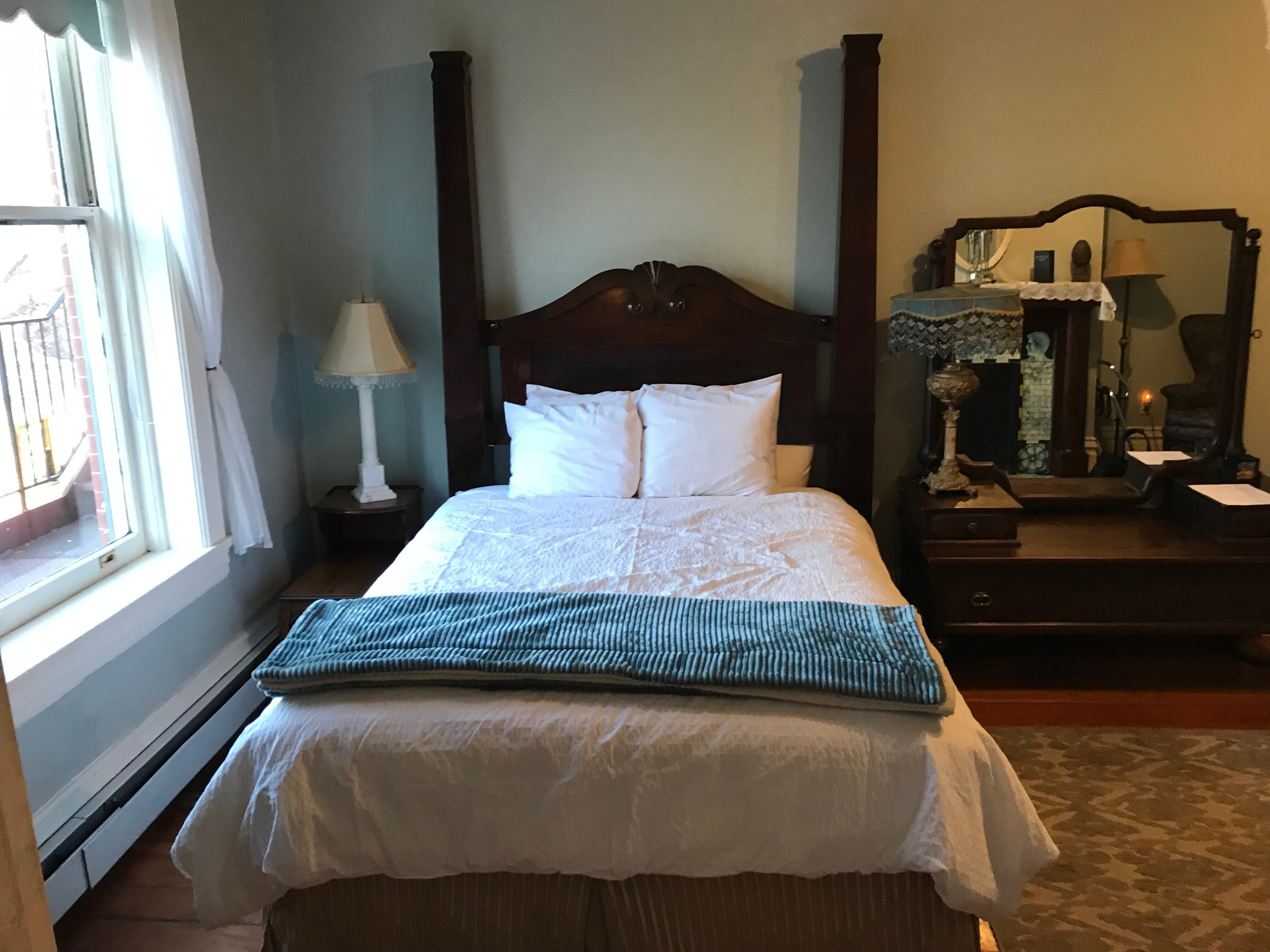 LUMBER BARON INN & GARDENS - Updated 2022 Prices & B&B Reviews (Denver, CO)