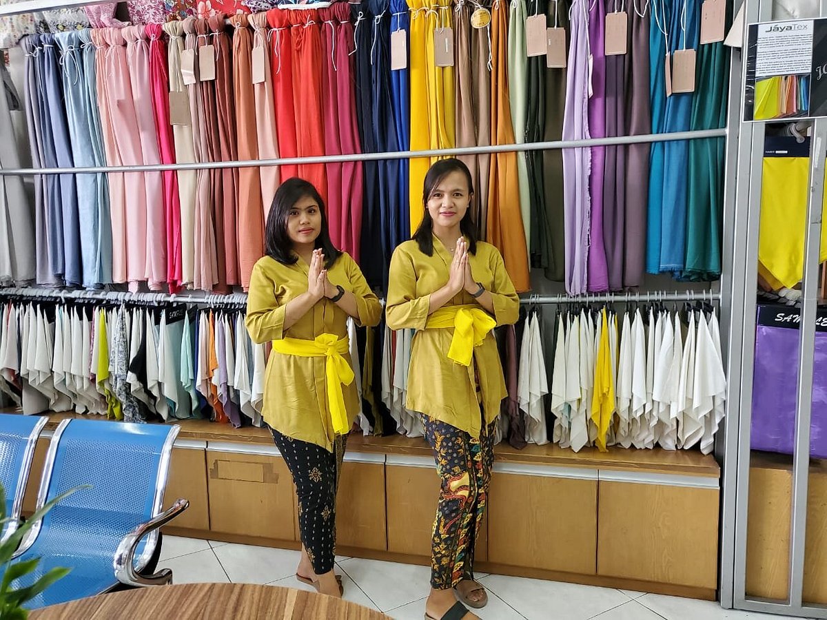 Clothes Hanger for Kids buy in Denpasar