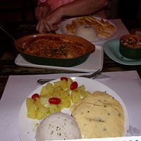 Fish in maracuja sauce with rice and bata saute and steak with chips and vegetables