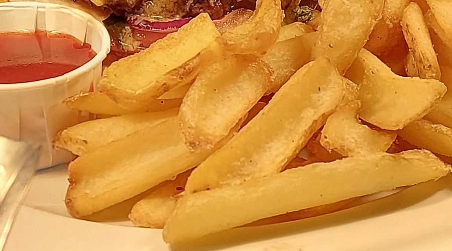 The oak cross burger 