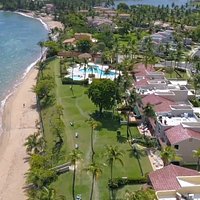 You can walk through this neighborhood to access the beach.