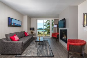 Room & Suite