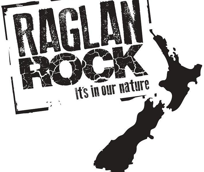 Raglan Rock image