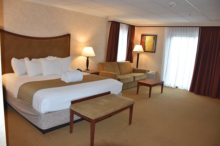 hotel rooms in oswego ny