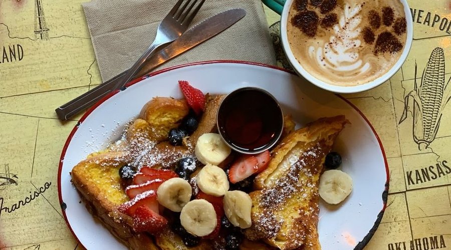 Thumbnail for: Top 15 Dog-Friendly Brunch Spots in NYC
