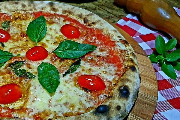 A PIZZA MAIS RECHEADA DE CURITIBA 🍕 Quem ama pizza, levanta a mão 🙋