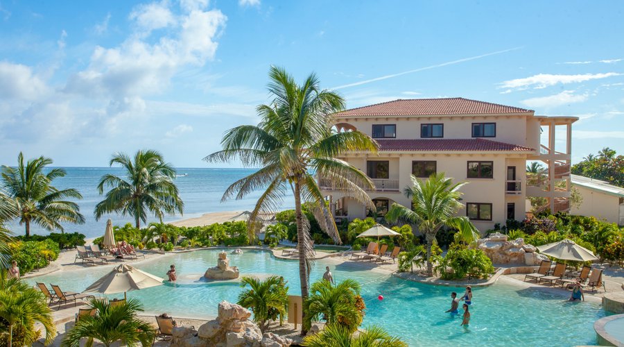 Beachfront Pool 