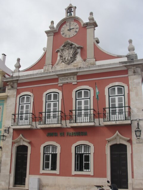 EDIFICIO DA UNIAO DAS FREGUESIAS DE CALDAS DA RAINHA (2024) All You ...