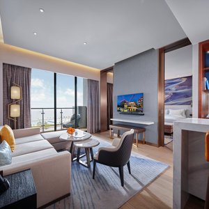 Hard Rock Hotel Dalian, hotel in Dalian