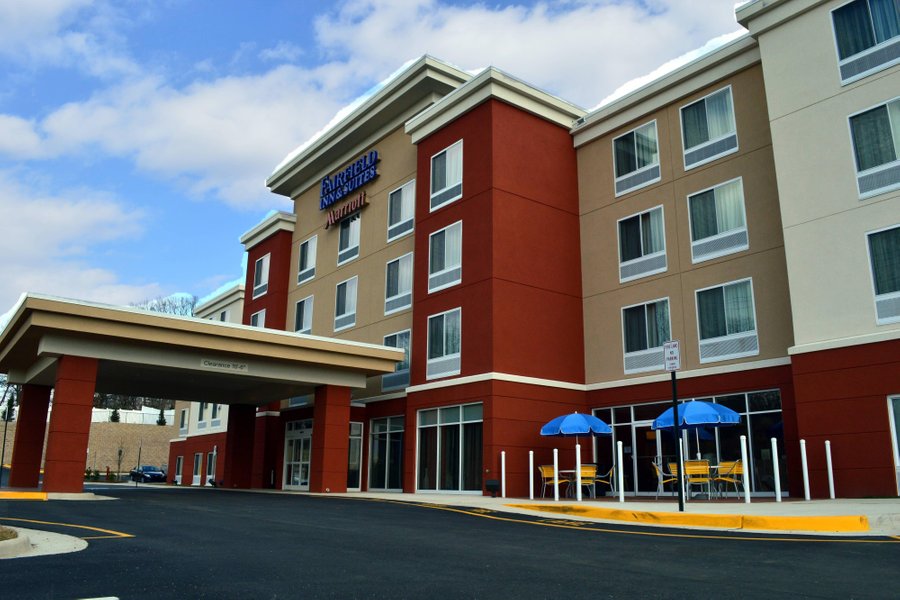 FAIRFIELD INN & SUITES BY MARRIOTT QUANTICO STAFFORD ab 83€ (9̶0̶€̶