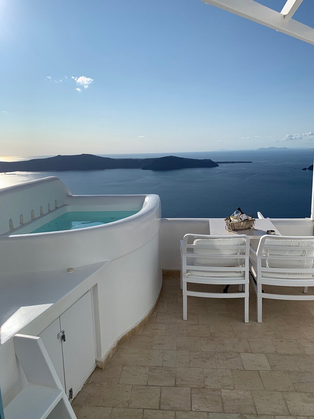 ABOVE BLUE SUITES - Updated 2024 Prices & Inn Reviews (Santorini ...