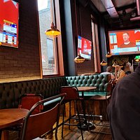 Alberts Bar