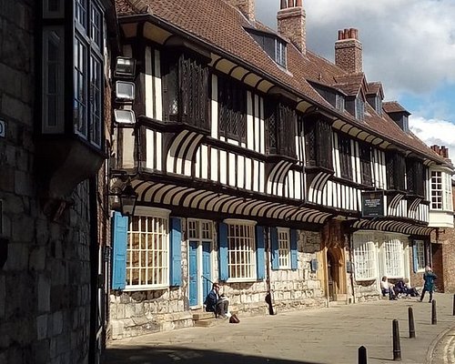 york self drive ghost tour