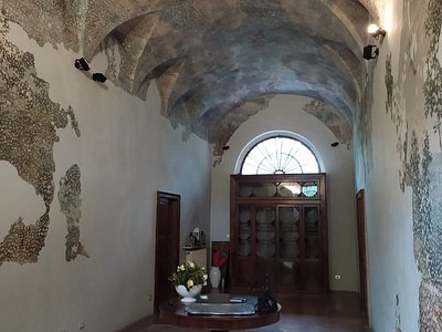 Lumini votivi. - Immagine di Abbazia di Fossanova - Tripadvisor