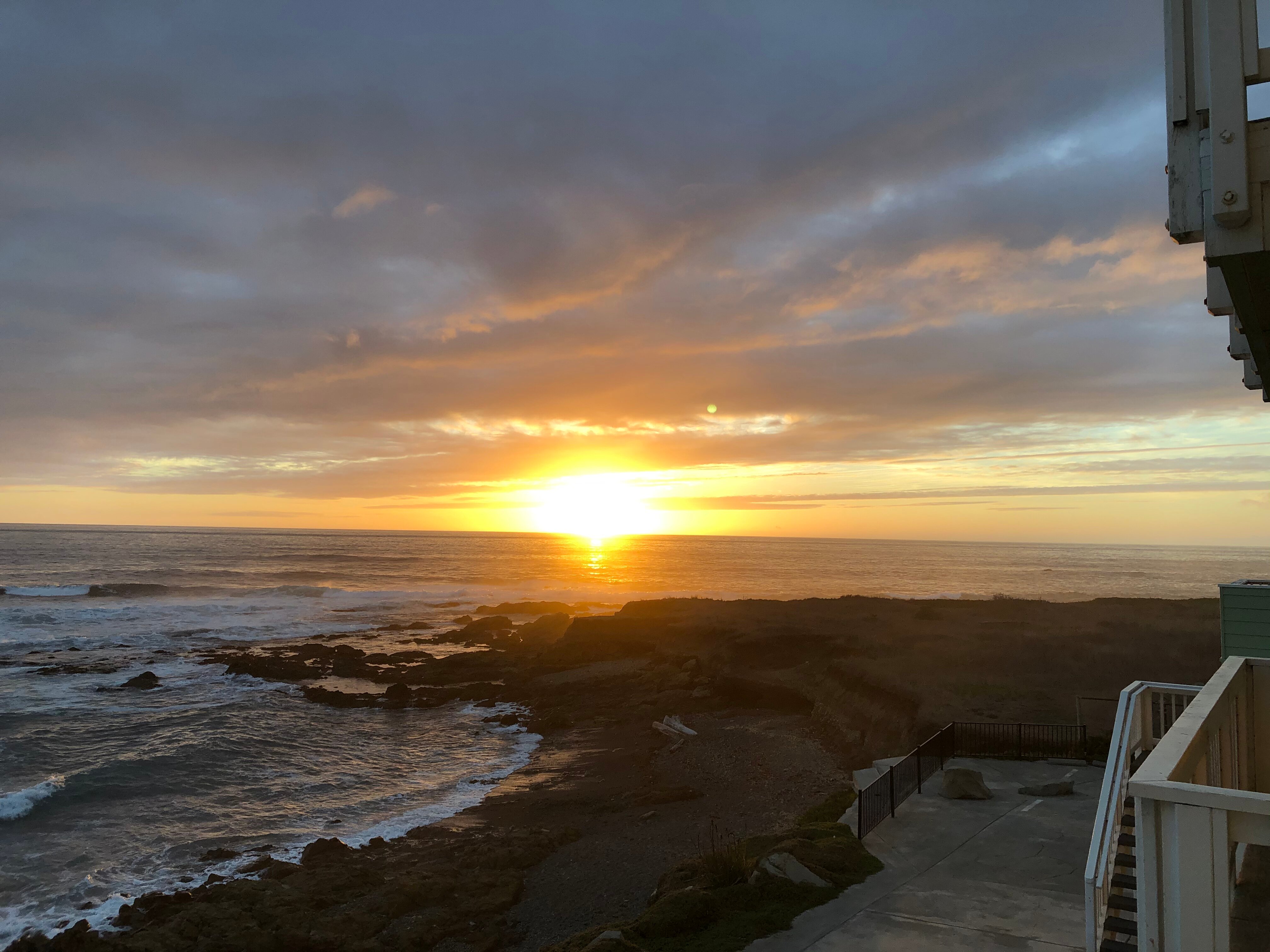 THE TIDES INN OF SHELTER COVE Reviews CA