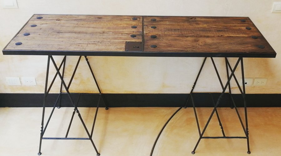 Tenemos muebles de diseño listos para ponerle un toque único a tu hogar