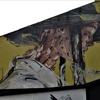 Fresque d'Hopare, haut de façade