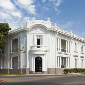 Hotel B in Lima