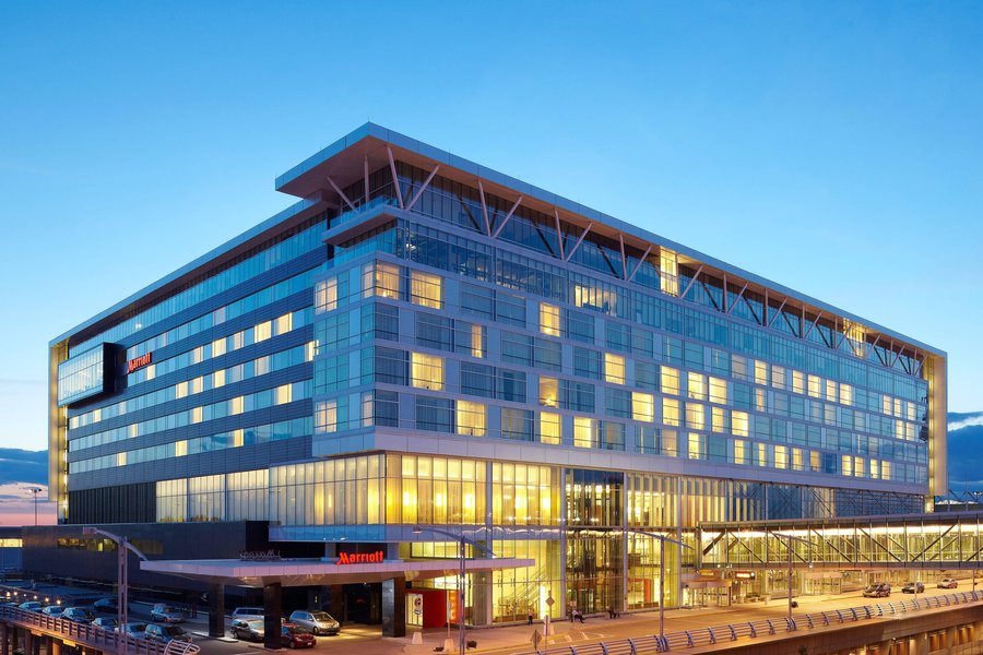 Montreal Airport Marriott In-Terminal Hotel - UPDATED 2020 Prices ...