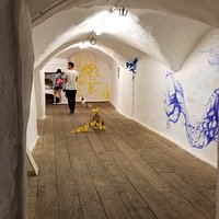 Artistic residencies and experimental exhibitions