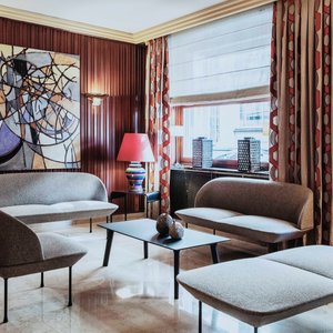Hotel Des Artistes in Lyon, image may contain: City, Neighborhood, Street, Urban