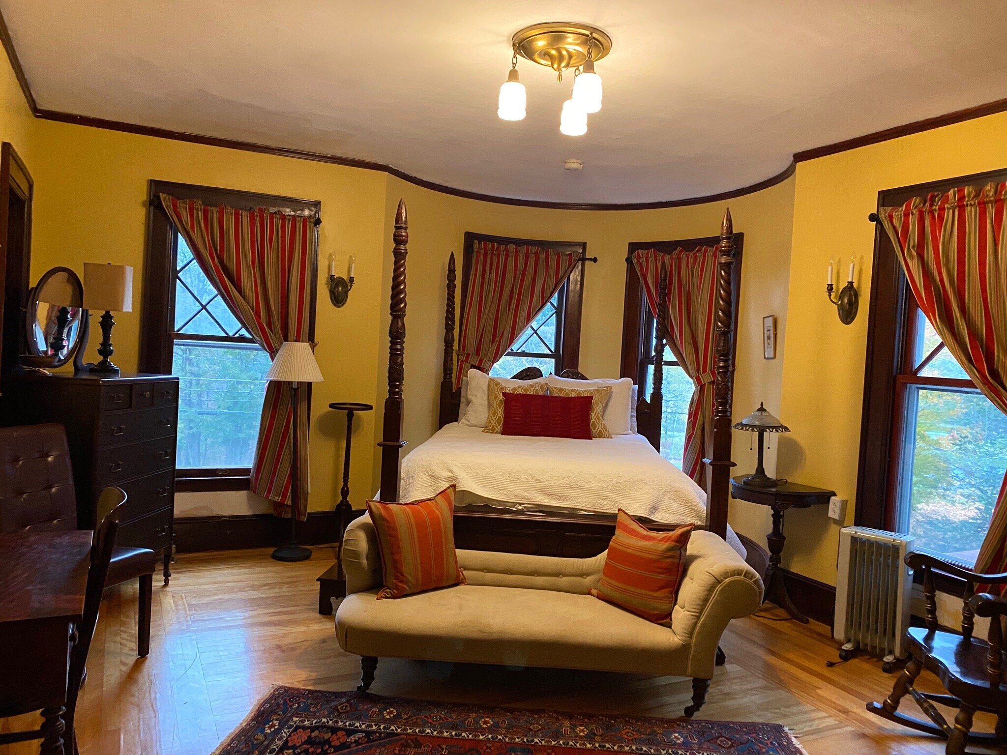 THE MULBURN INN - Prices & B&B Reviews (Bethlehem, NH - White Mountains)