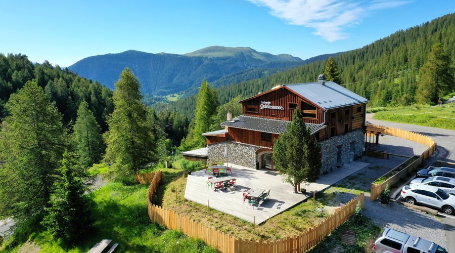 Auberge Quintessence image 2 - Full view