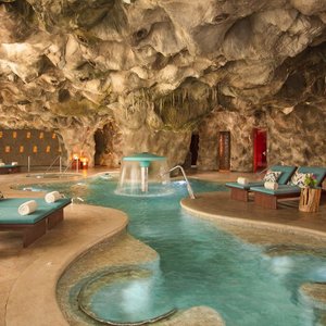 Dreams Spa by Pevonia®