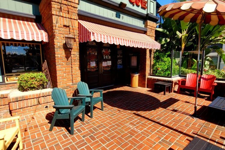 Lucille's Smokehouse BBQ