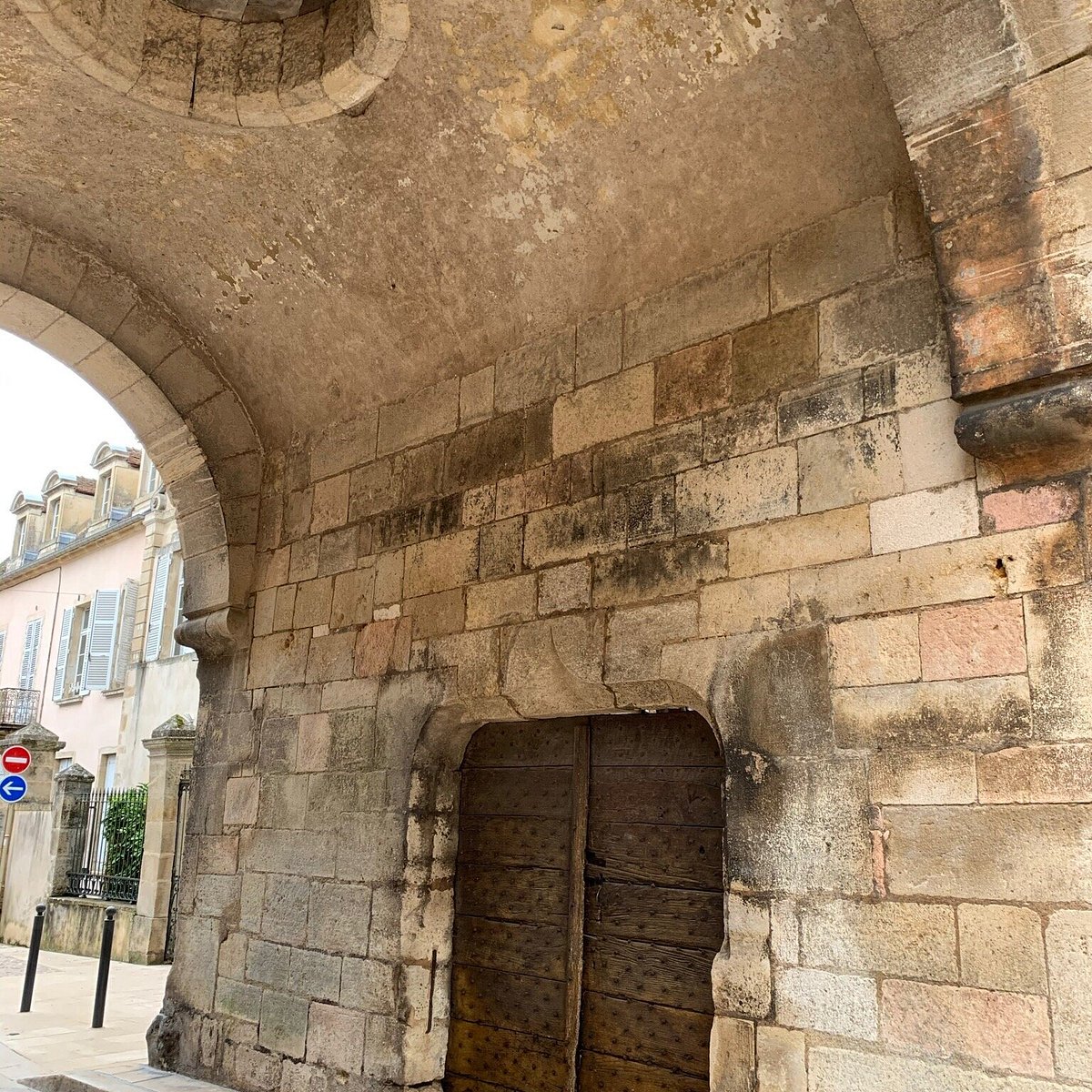 tour de l'horloge avallon