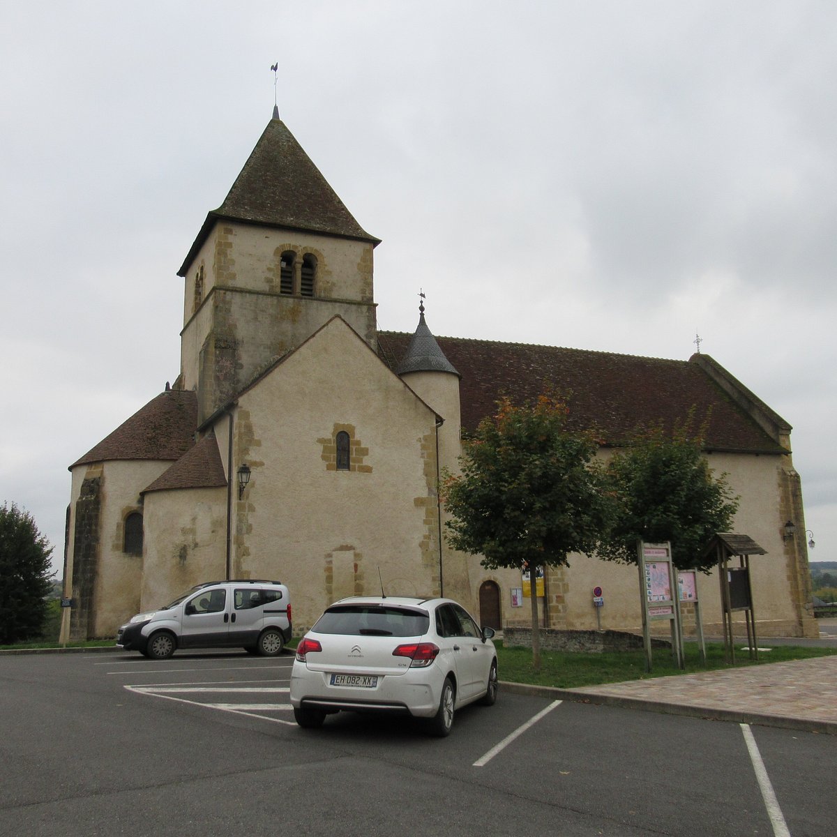 eglise de cercy la tour