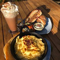 Wensleydale Macaroni Cheese, Thornton's hot beef Ciabatta and an Autumn Spiced Hot Chocolate