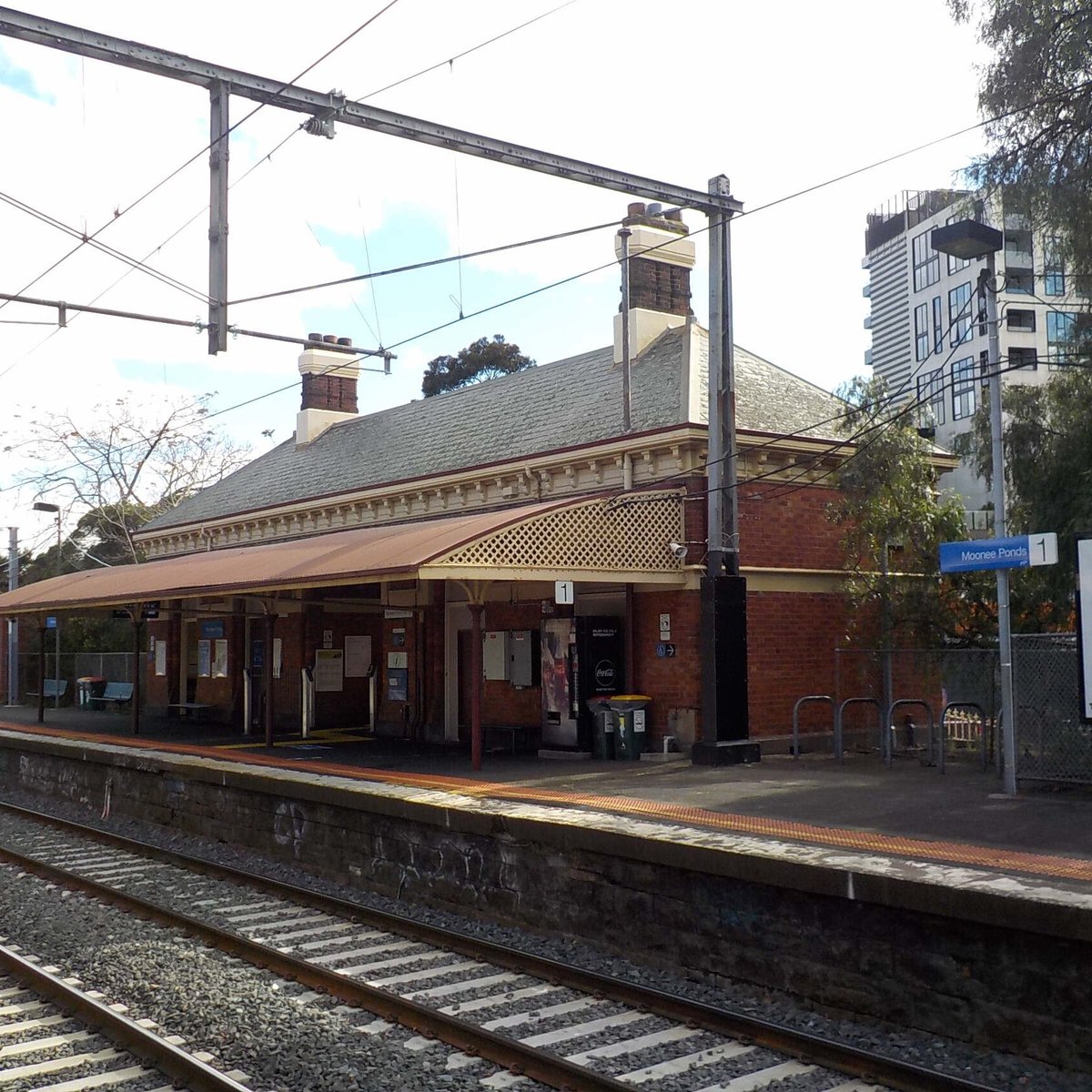 MOONEE PONDS STATION - All You Need to Know BEFORE You Go