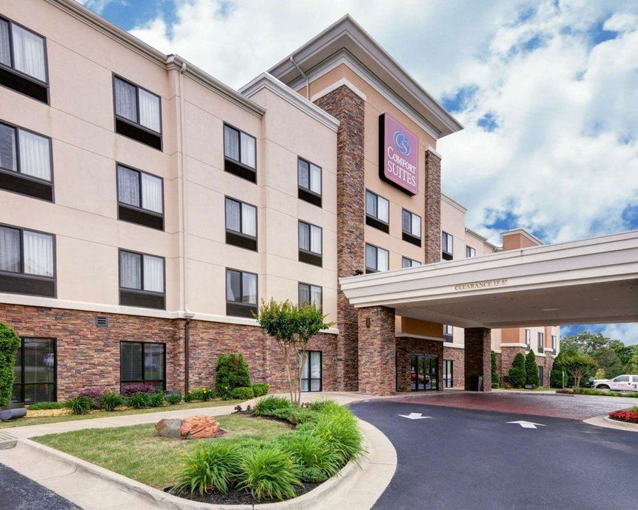 comfort-suites-little-rock-west-84-1-0-8-updated-2021-prices