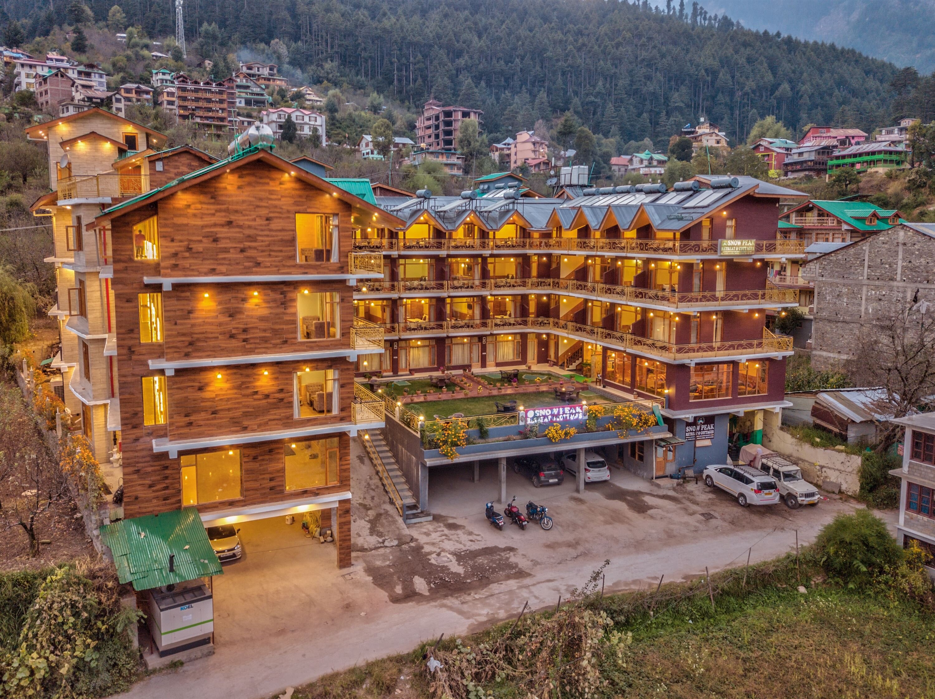 SNOW PEAK RETREAT & COTTAGES MANALI (AU$33): 2021 Prices & Reviews ...