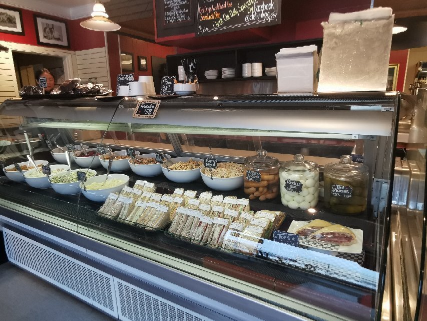 THE DELI CAFE & EATERY ALSO YUKON MEAT & SAUSAGE, Whitehorse - Updated ...