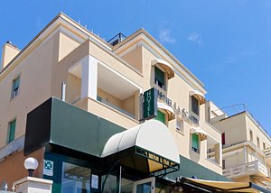 Hotel La Scaletta in Lido di Ostia, image may contain: Hotel, Neighborhood, City, Condo