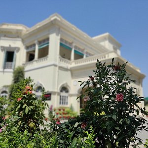 Hotel Surya Kaiser Palace, hotel in Varanasi