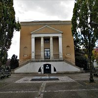Façade
