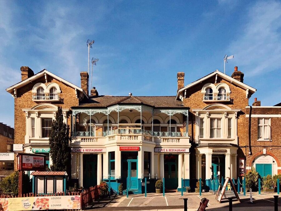 bridge park hotel hillside london