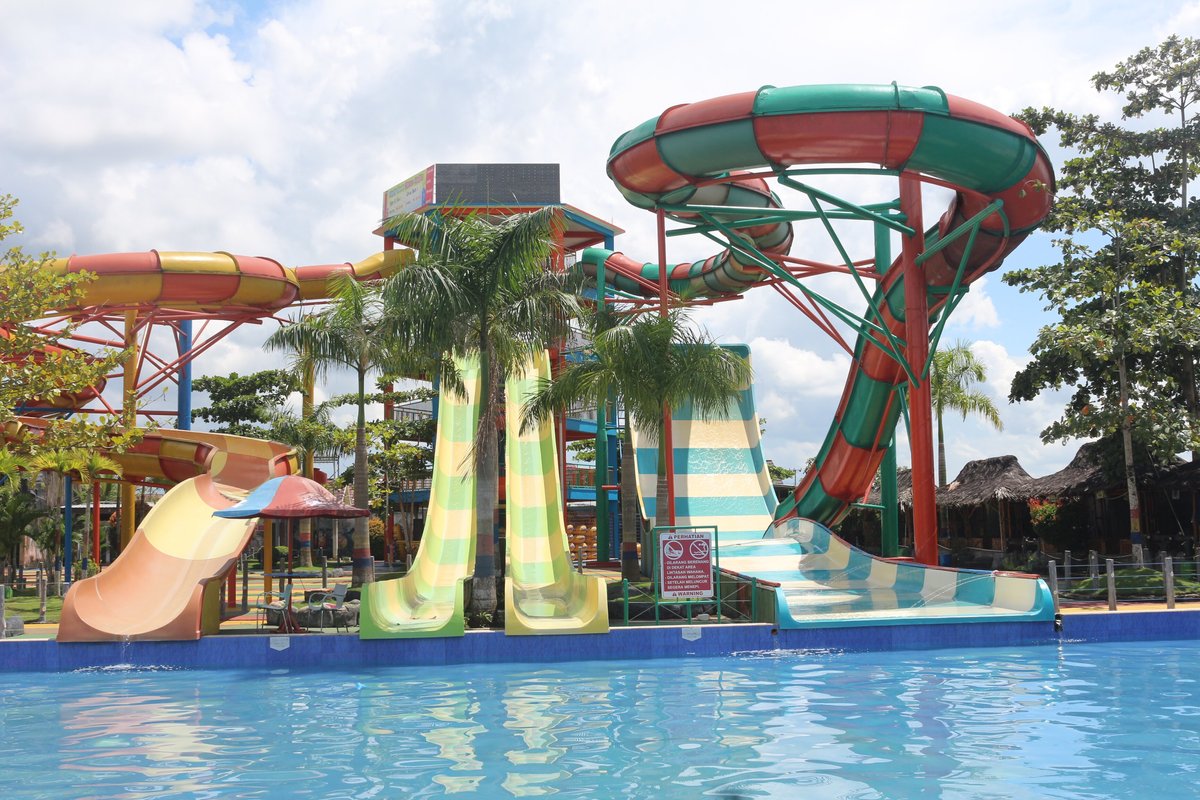 Waterboom Pesona Modern (Banjarmasin) - All You Need to Know BEFORE You Go