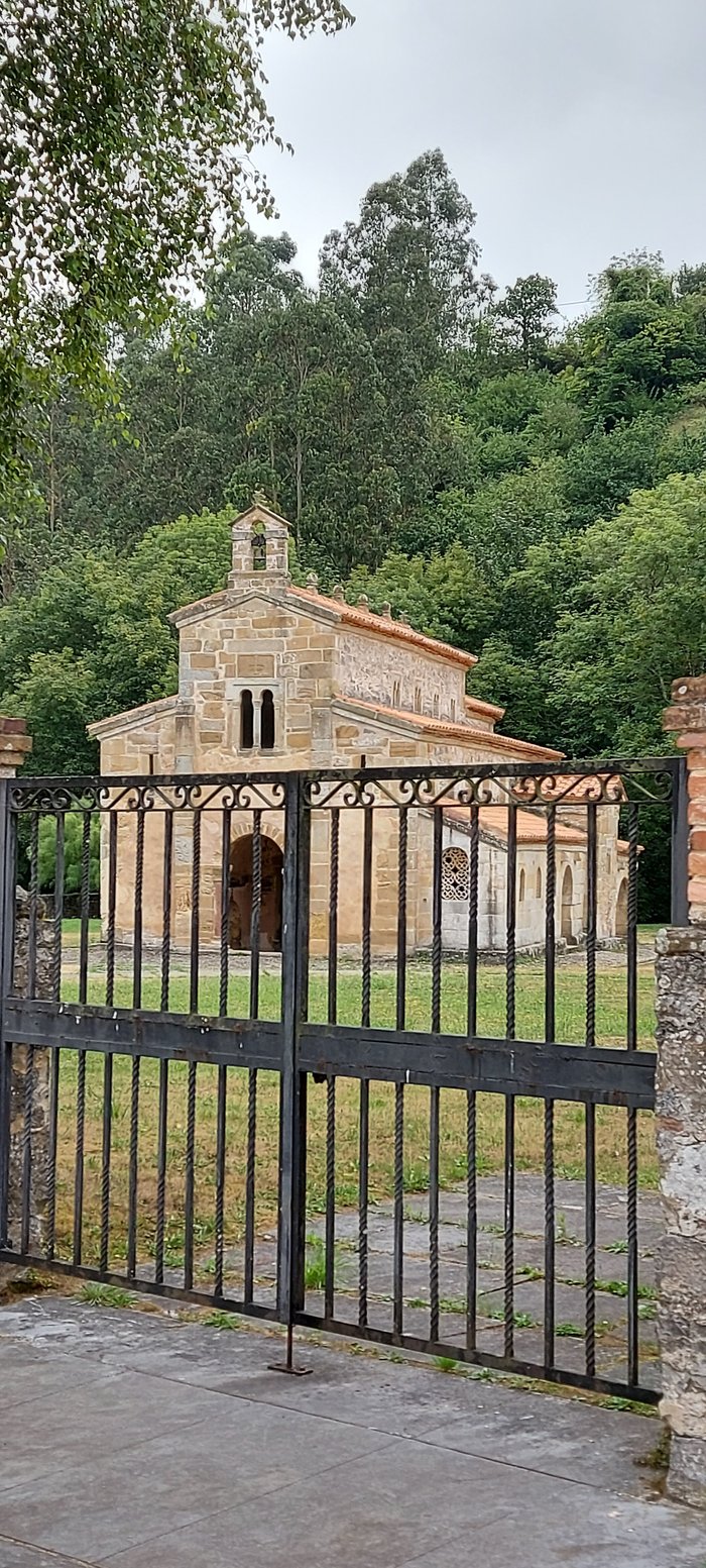Imagen 9 de Iglesia de San Salvador de Valdedios